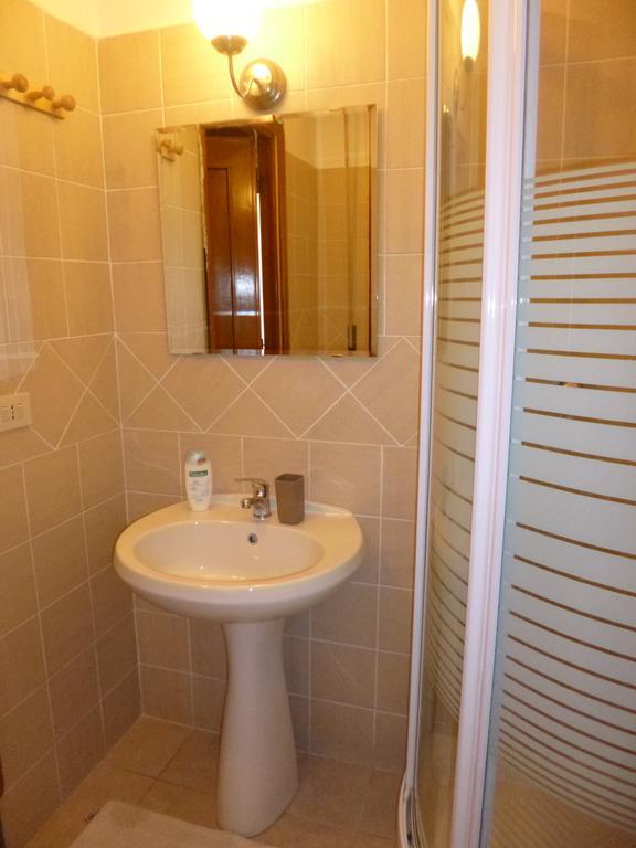 ローマ Gianicolo Residenza Cariniヴィラ エクステリア 写真
