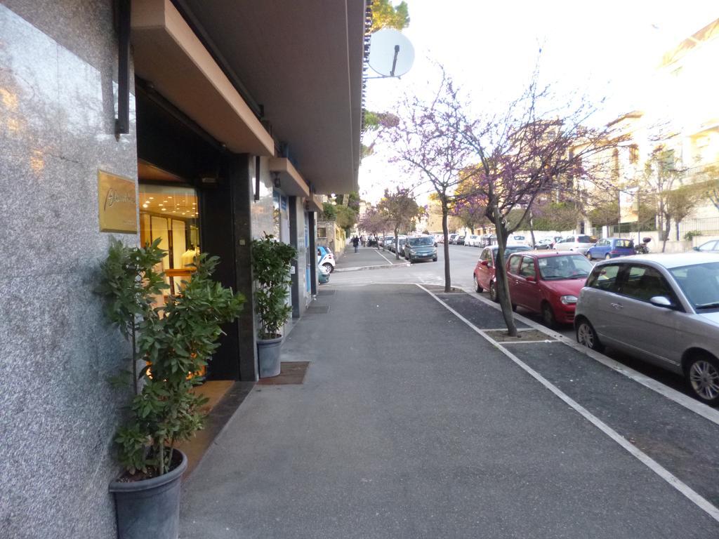 ローマ Gianicolo Residenza Cariniヴィラ エクステリア 写真